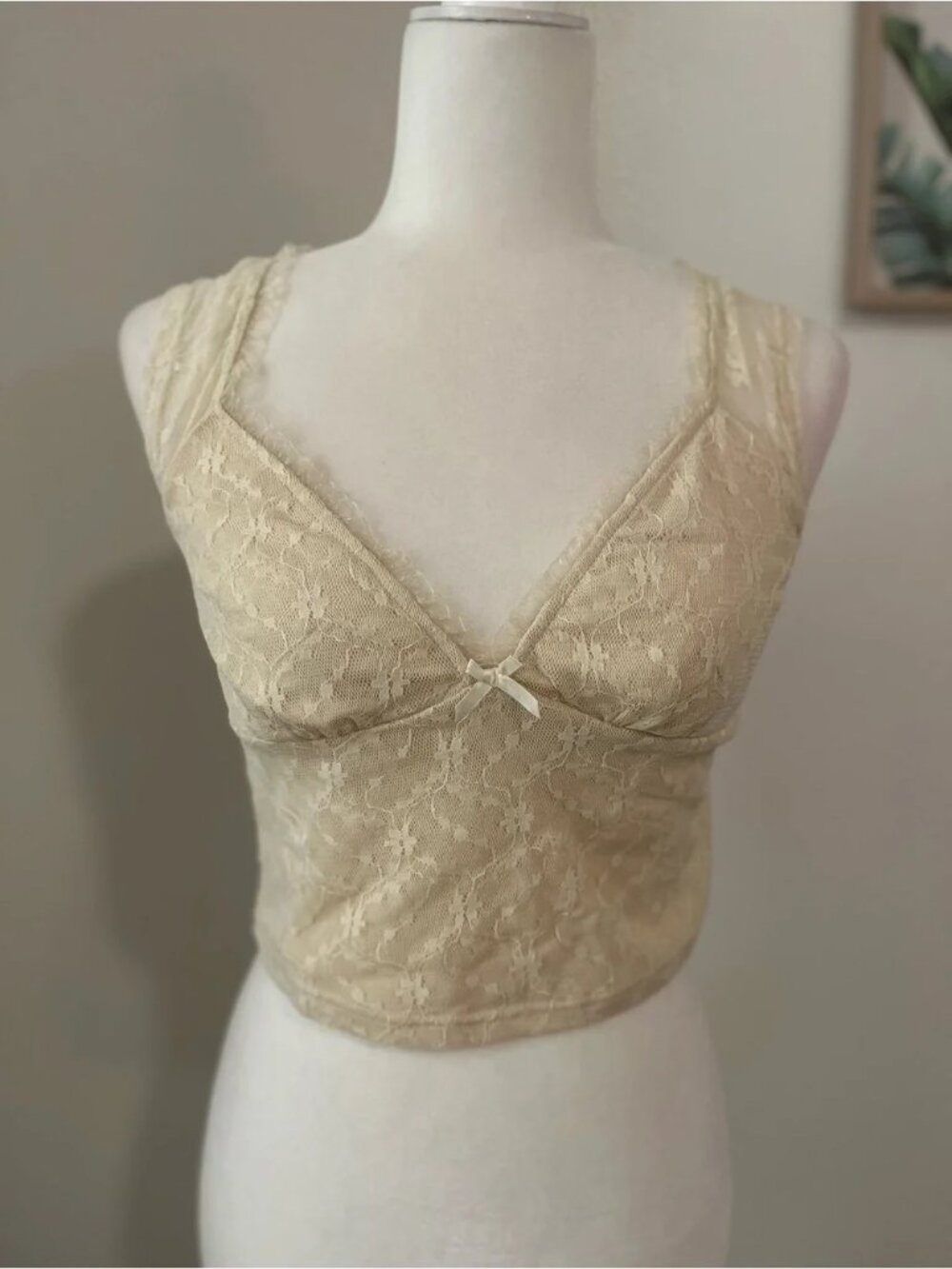 Women’s V-Neck T-Shirt with Bow Decoration